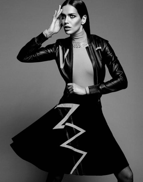 Amanda Wellsh в модной фотосессии. 06