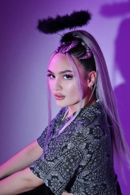 20 февраля стартовал наш совместный проект с бьюти мастерами из Геленджика. 03