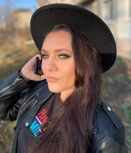 Макияж:  Дневной макияж 1200. 01