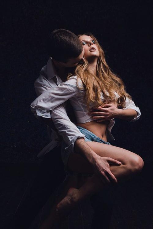 У всех уже дрожат руки и ноги, стучат зубы от волнений? 05