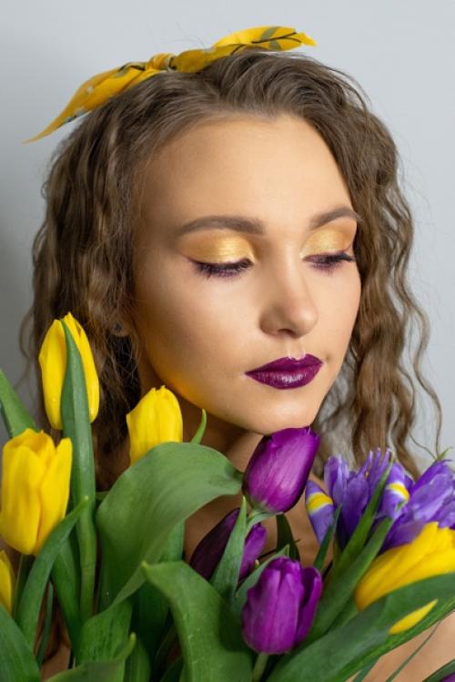 Портретная фотосессия со стилизацией (подбор образа, макияж, прическа. 01