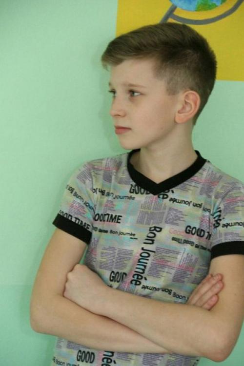 18 марта в рамках шестого школьного дня в 6 А классе прошел мастер-класс искусство быть красивым. 09