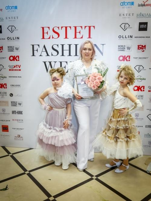 ЕВА на Estet Fashion Week сезон весна 2024. 08