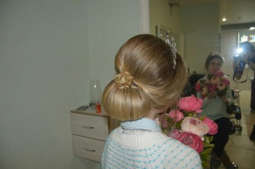 Модель для прически и макияжа ищу? 01