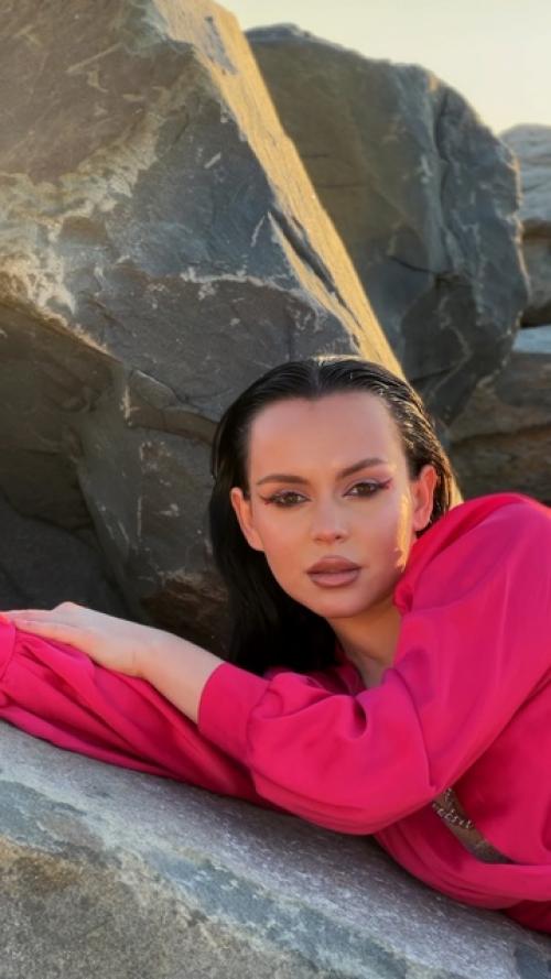 Визажист - это не только про красивый макияж. 03