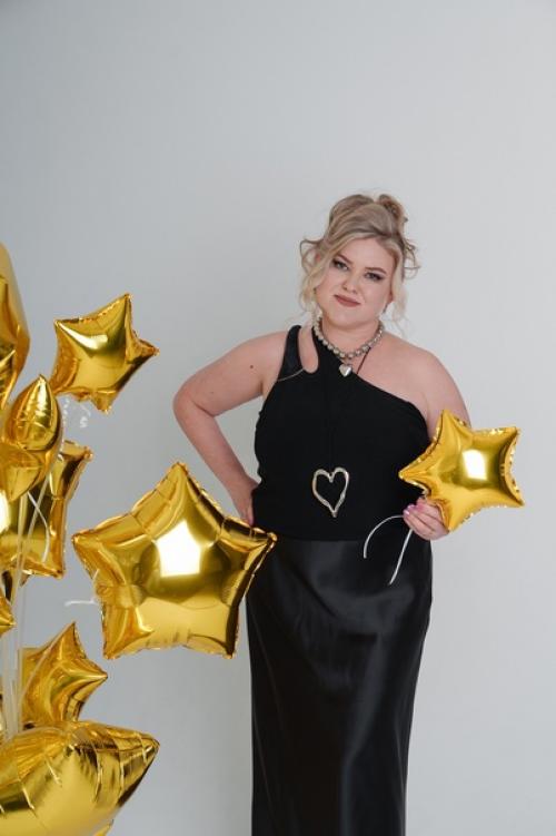 Татьяна решила сделать себе на день рождения подарок - красивые фото. 02