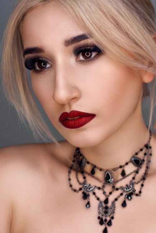 Делаю сама такие виды макияжа? 03