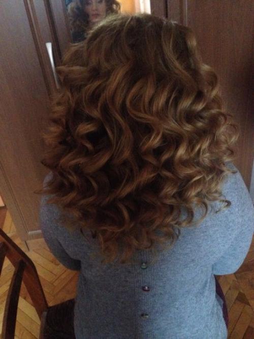 Здравствуйте!  Я молодой визажист - стилист, гример. 02