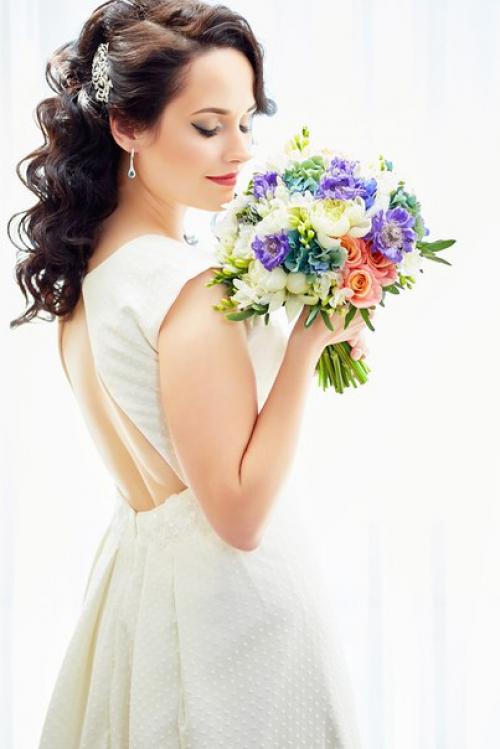 Успейте забронировать свою дату. 03