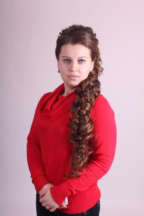 Выпускной вечер - особое событие и редкая возможность сделать начало больших перемен настоящим праздником. 01