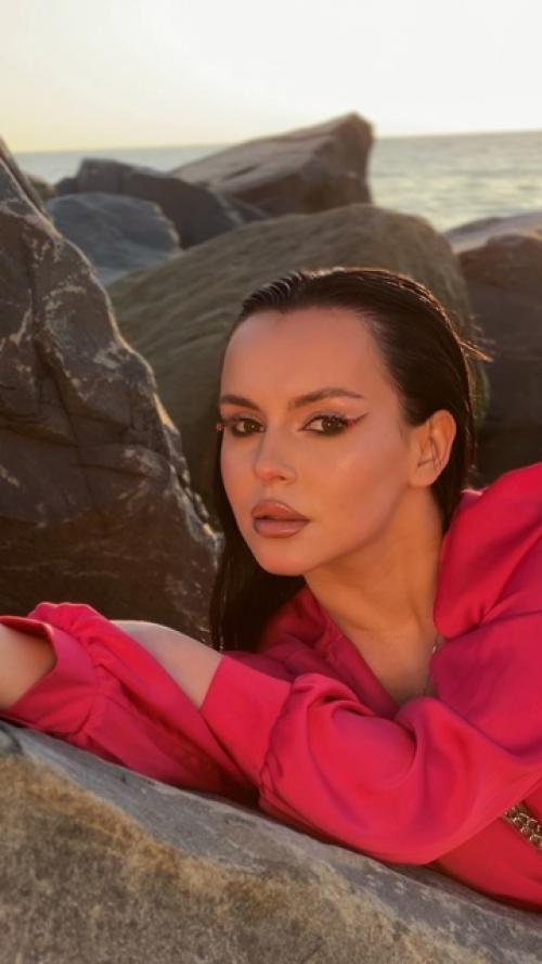 Визажист - это не только про красивый макияж. 04