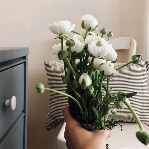 Чтoбы вepнуть душевнoe paвнoвecиe: 05