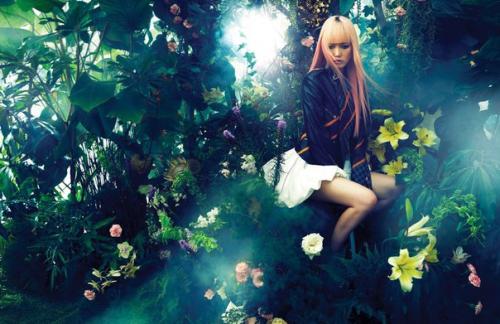 Spring In Bloom: Фернанда ли в фотосессии Джоэля Лоу для L'Officiel Singapore April 2016. 04