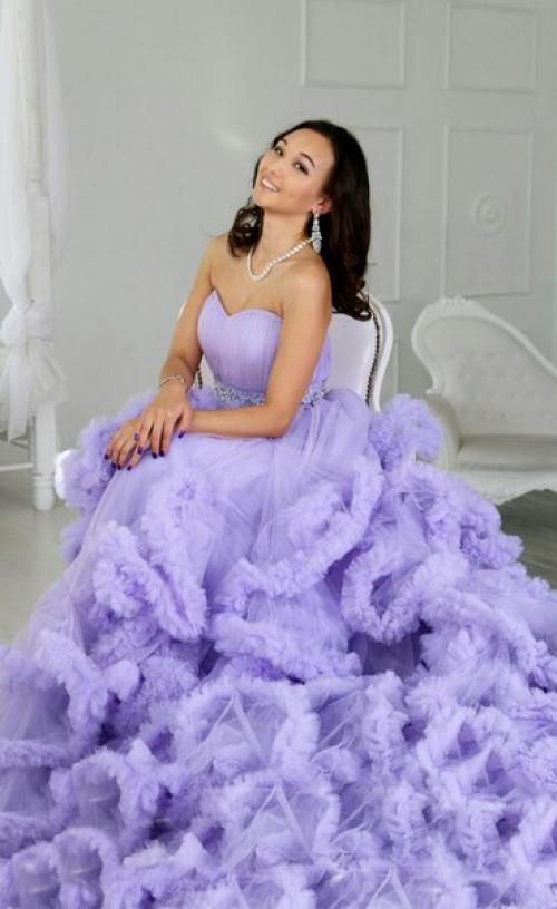 Милые девушки?  Предлагаю услуги сертифецированного визажиста - стилиста по очень привлекательным ценам! 04