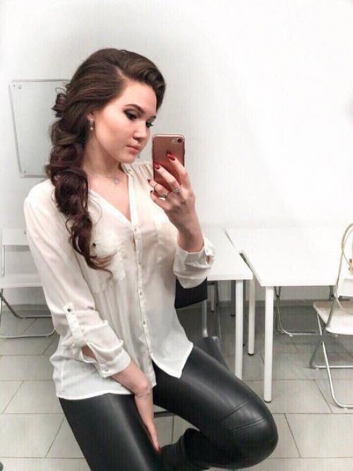 Модель на прическу и макияж ищу? 01