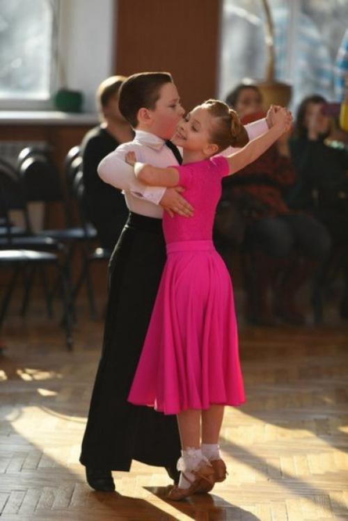 Танец - это явление, совмещающее в себе спорт и искусство. 04