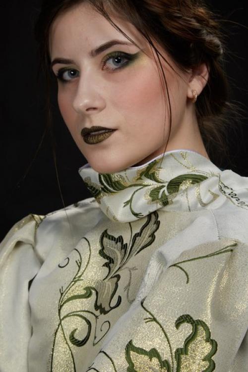 Всем привет!  Меня зовут Анжелика яшкова и совсем недавно я переехала жить в Бахчисарай! 05