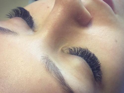 Самара. Наращивание ресничек в салоне материал Dolche Vita, Neicha, Macy, Shine. 08 Самара. Наращивание ресничек в салоне материал Dolche Vita, Neicha, Macy, Shine. 08