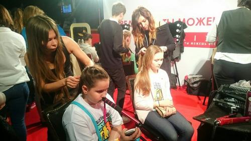 Сейчас на танцевальном марафоне проходит множество мастер-классов: мехенди, эбру. 03