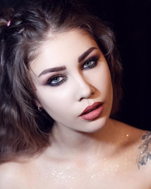 Как сделать дневной макияж для блондинки? 01 Как сделать дневной макияж для блондинки? 01