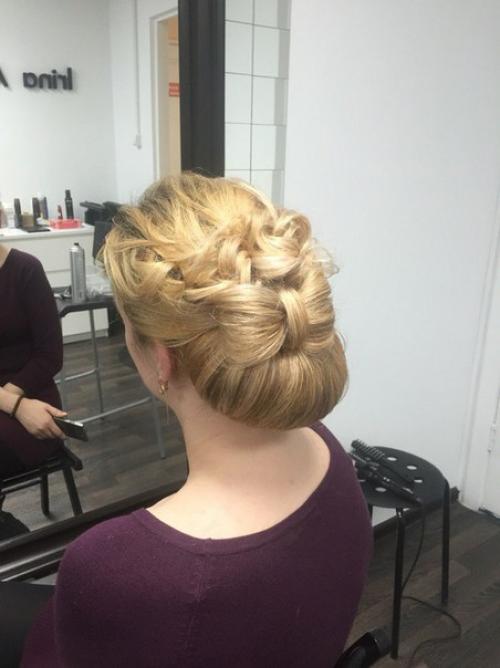 Многие современные барышни считают тональный крем настоящей палочкой - выручалочкой. 02 Многие современные барышни считают тональный крем настоящей палочкой - выручалочкой. 02