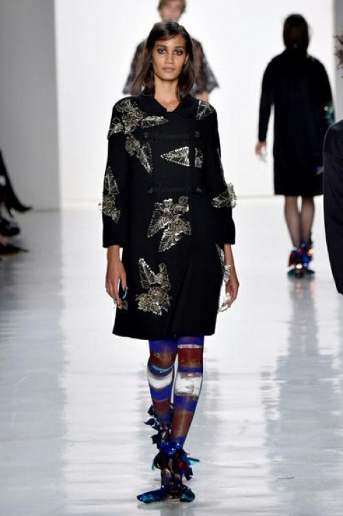 Мы выбираем женское пальто на весну 2018: обзор модных тенденций. 06 Мы выбираем женское пальто на весну 2018: обзор модных тенденций. 06