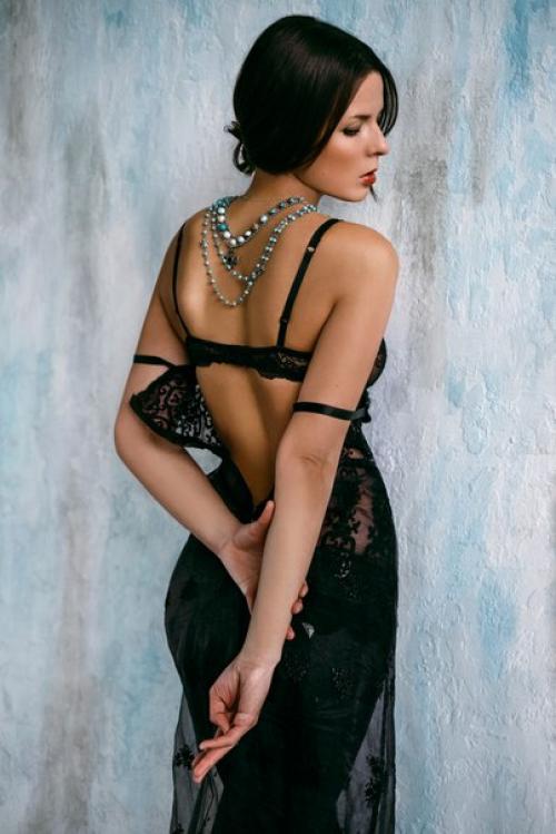 Дорогие дамы, на следующей недельке у меня есть 2 свободных места на съемочку? 01