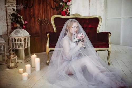 Дорогие девушки на 19, 20 мая есть свободные местечки на причёску и макияж, поэтому сделаю скидку? 01