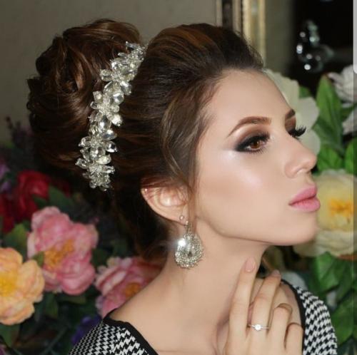 Милые девушки!  Я - визажист - стилист! 02