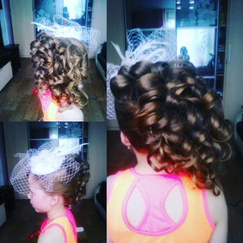 Милые девушки?  Предлагаю вам свои услуги по созданию образа для свадьбы, выпускного вечера и любых других важных торжественных событий в жизни? 05