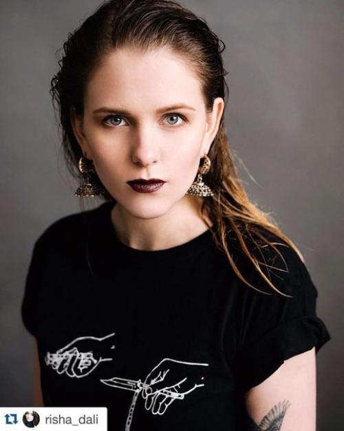 Дорогие дамы, на следующей недельке у меня есть 2 свободных места на съемочку? 04