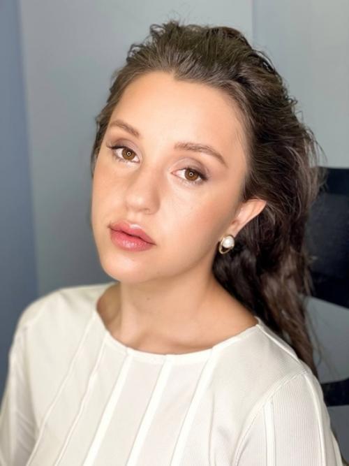 До выпускного вечера остаются считанные дни! 01