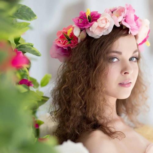 Дорогие девушки!  Образ на выпускной всего от 1000 руб (прическа и макияж). 09