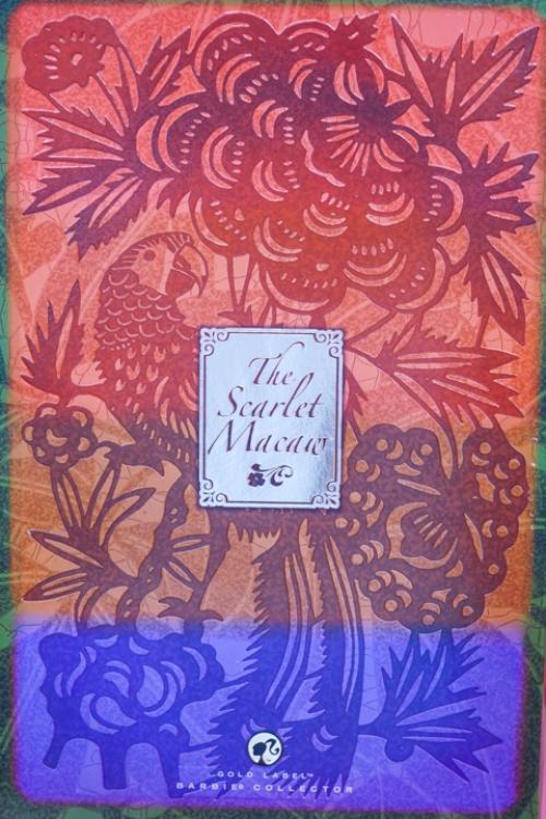 В 2008 году под золотым лейблом компанией Mattel была выпущена очень яркая и претенциозная кукла - Barbie The Scarlet Macaw. 05