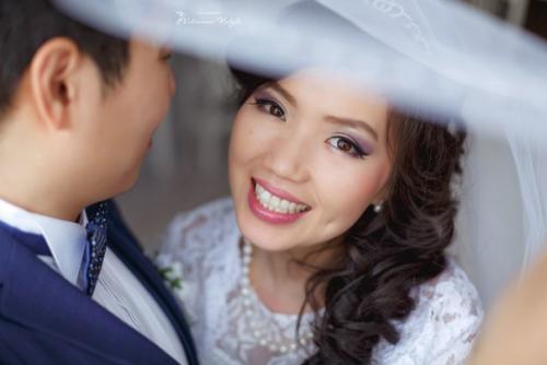 Вечерние прически, ?  Восхитительный макияж, выпускникам скидки! 01