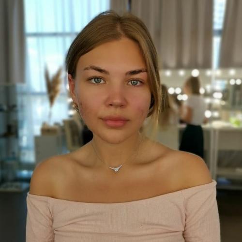 А как вы к яркому макияжу глаз относитесь? 02 А как вы к яркому макияжу глаз относитесь? 02