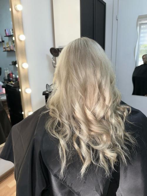 Вы знали, кем была первая блондинка? 02