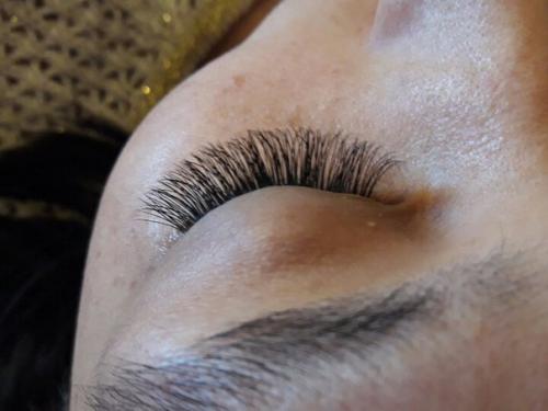 Выпускницы Каркаралинска!  Мы предлагаем вам свои услуги на выпускной. 03