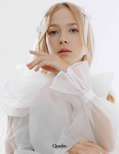 Наша Полина, яркая и талантливая, украсила страницы престижного итальянского журнала Quadro, изданного в самом сердце мировой моды - Милане. 03