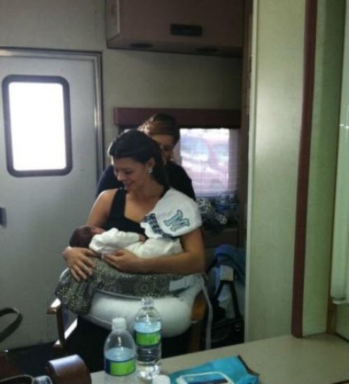 Звездный тренд - кормление в гримерке. 03 Звездный тренд - кормление в гримерке. 03