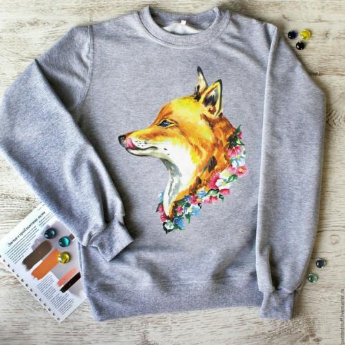 Самый хищный и самый непростой в комбинировании тренд - продолжает оставаться в 10 любимых принтов современности. 02