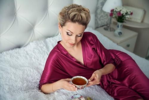 Ну вот и еще одна девушка утром невестой проснулась. 02