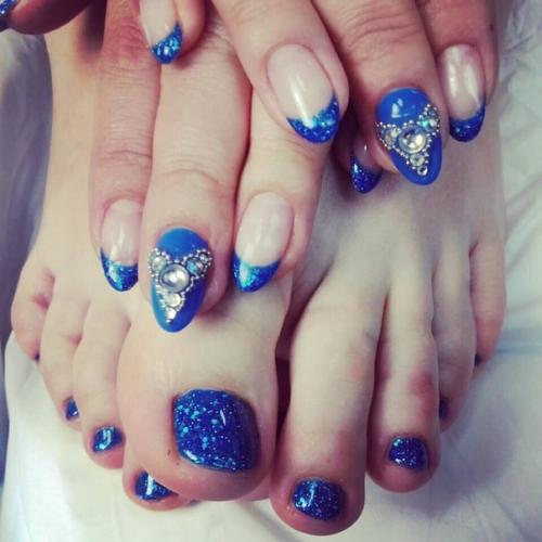 Девчонки!  Акция!  Скидка на прическа + макияж 30%! 01