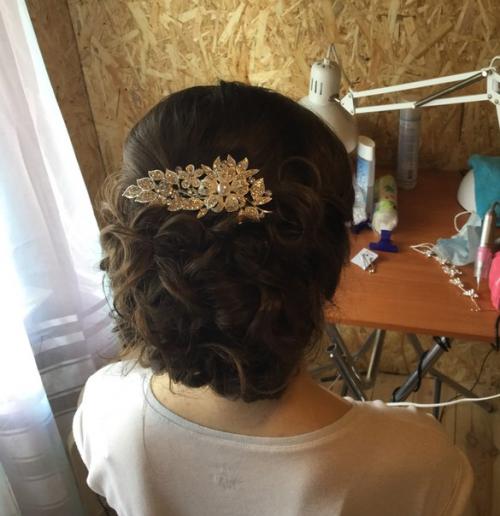 Предлагаю услуги мастера по прическам. 03