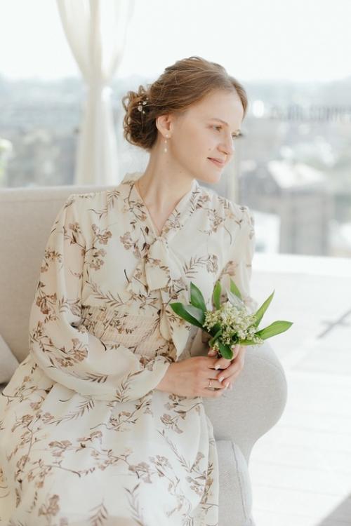 Сезон свадеб в своем разгаре жду на локоны, свадебные прически и вечерние образы, легкий коктейльный макияж. 02