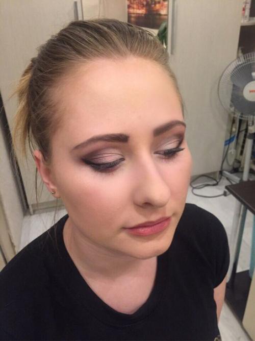 Дорогие девушки, стилист по причёскам и визажист ищут моделей на профессиональный макияж и причёску любой сложности. 05