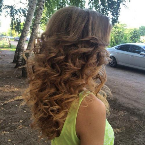 Милые девушки!  Меня зовут Мария, я стилист по прическам и визажист, самое главное для меня - это сияющие глаза моих клиенток? 08