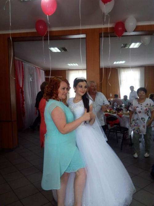 Продолжаю вам рассказывать, дорогие мои будущие молодожены, о специалистах, без которых вам не обойтись в свой самый главный день. 08