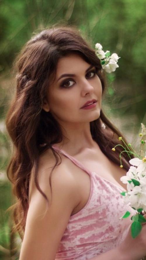 Дорогие девушки, стилист по причёскам и визажист ищут моделей на профессиональный макияж и причёску любой сложности. 08