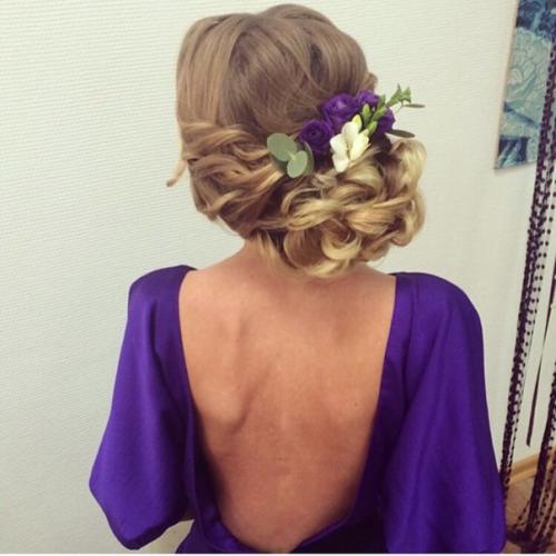 Милые девушки?  Предлагаю услуги визажиста и специалиста по оформлению прически образ и желание обговаривается! 08